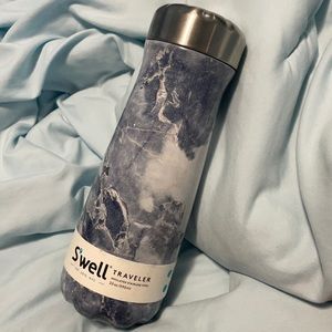 S’well traveler bottle